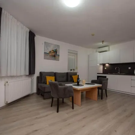 Apartamento Tomi