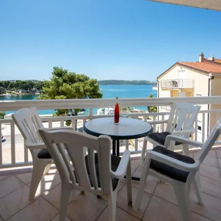 Tomi * Trogir